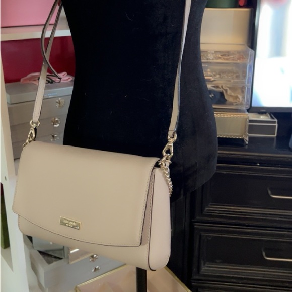 Authentic Kate Spade NY Greer Laurel Way Leather Crossbody, Very Gently Used - Picture 3 of 9